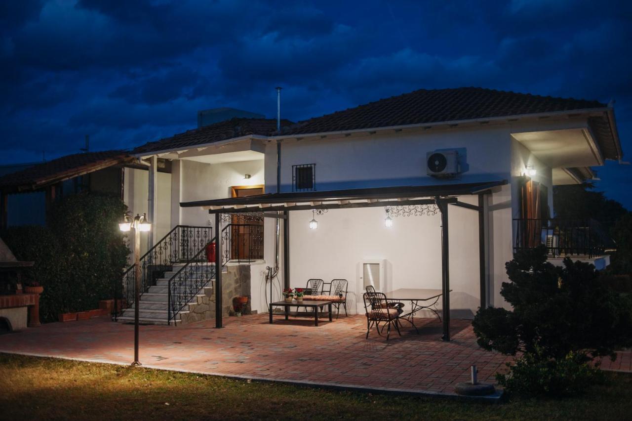 Mythic House Villa เลปโตการายา ภายนอก รูปภาพ